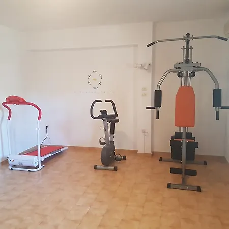 Apart Otel Eleana 4*