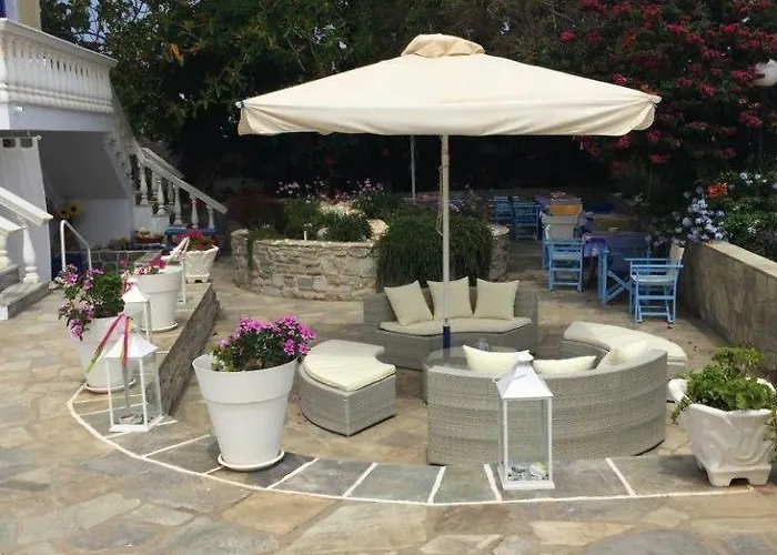 Eleana מלון דירות אמבלאס