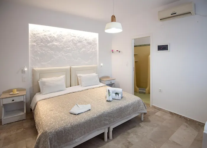 Eleana 4* אמבלאס