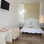 Apartahotel Eleana Ampelas