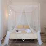 Eleana Apartahotel 4*