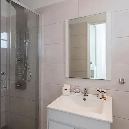 Appart hôtel Eleana 2*