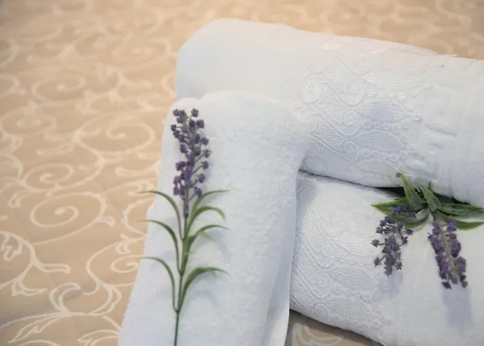 Apart Otel Eleana Ambelas