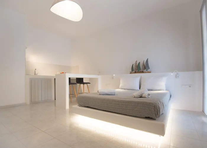 Apart Otel Eleana 4*